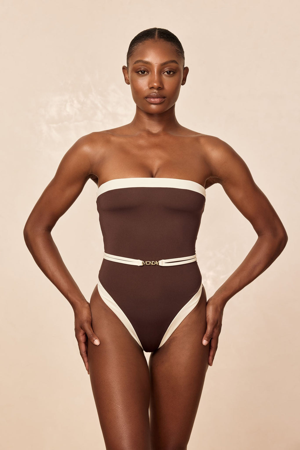 Bañador Miami Espresso/Ivory – Diseño Elegante en Marrón y Marfil