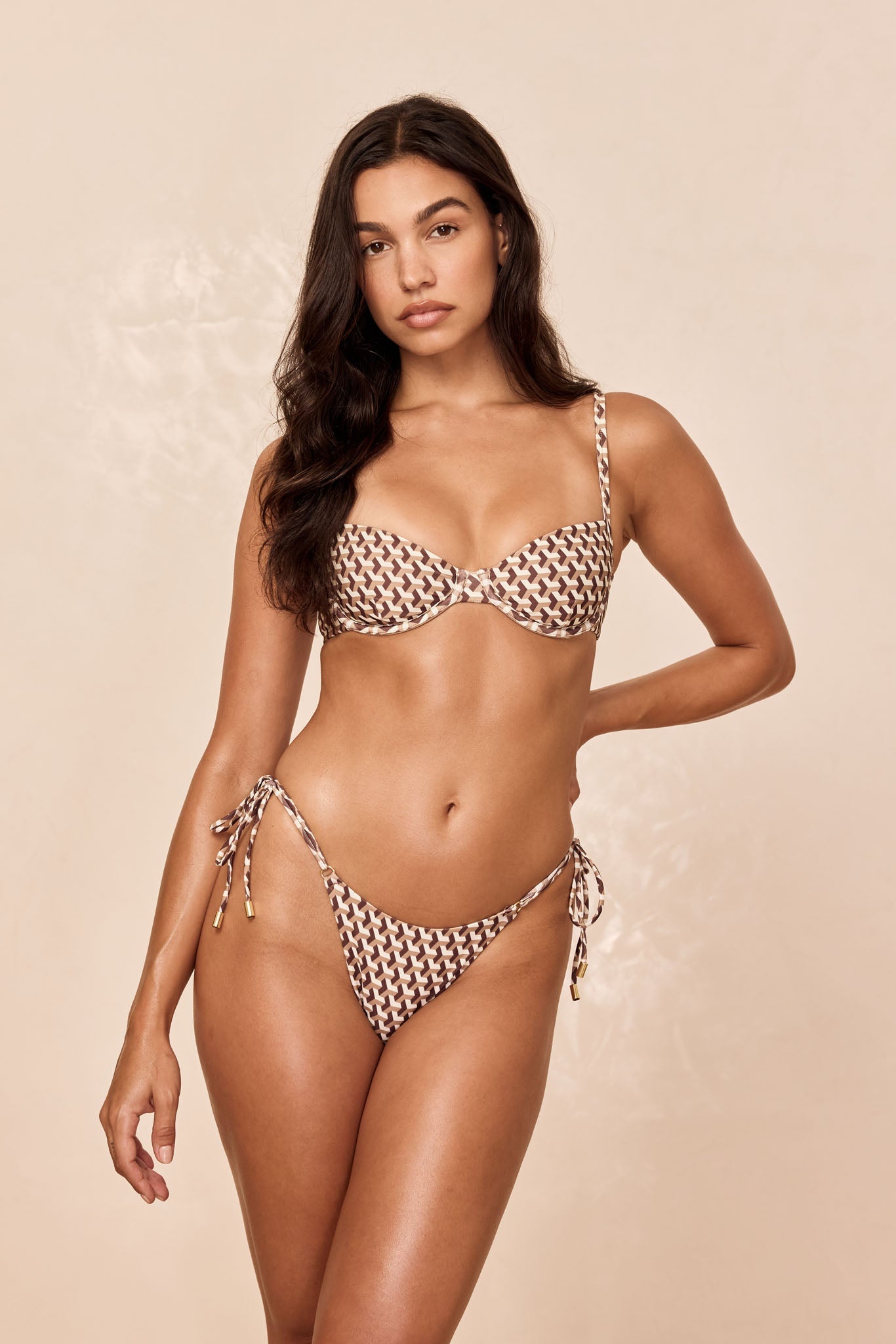 Braga de Bikini Hanalei Husk Geo – Diseño Geométrico Elegante