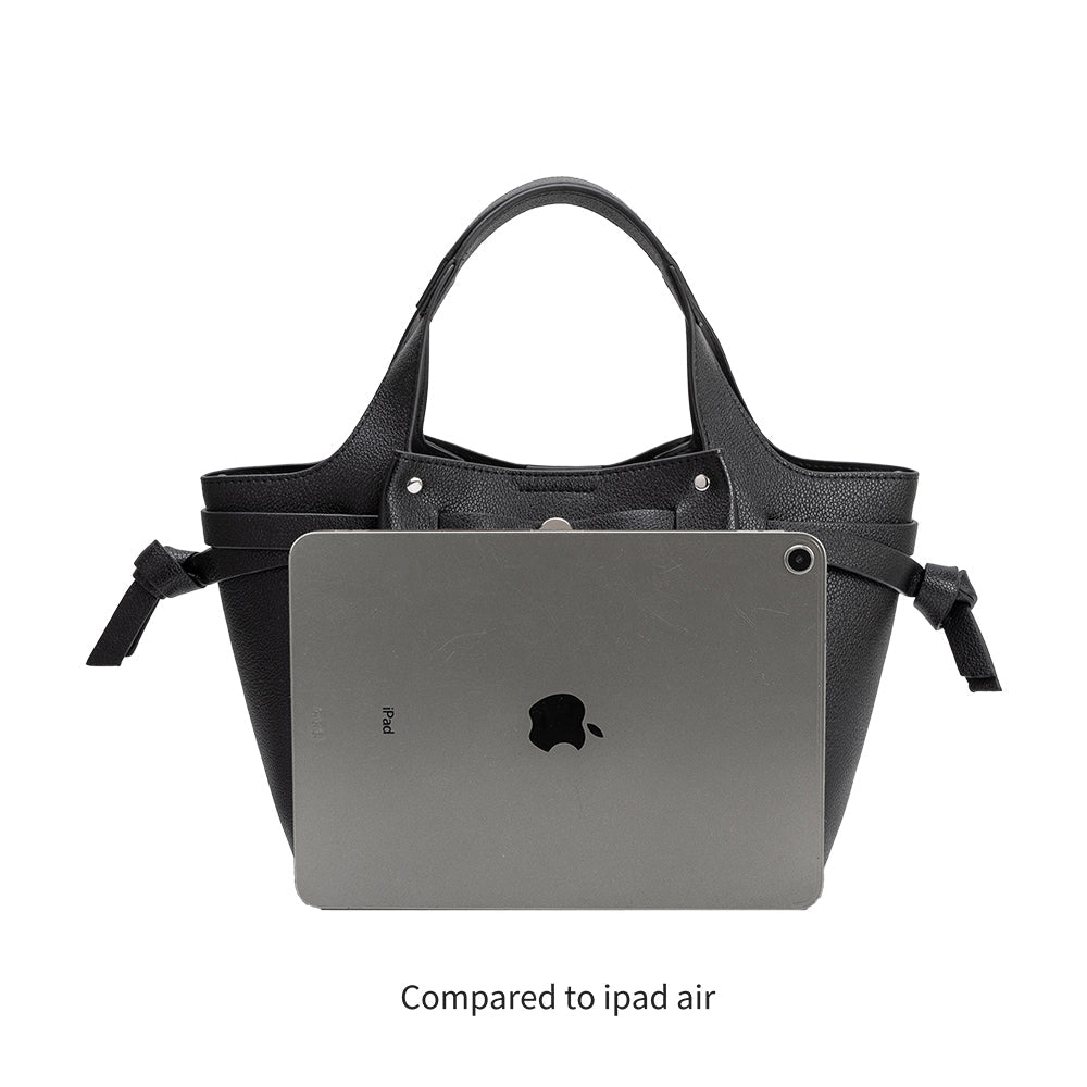 Avril | Bolso de Mano Beige de Cuero Vegano reciclado.