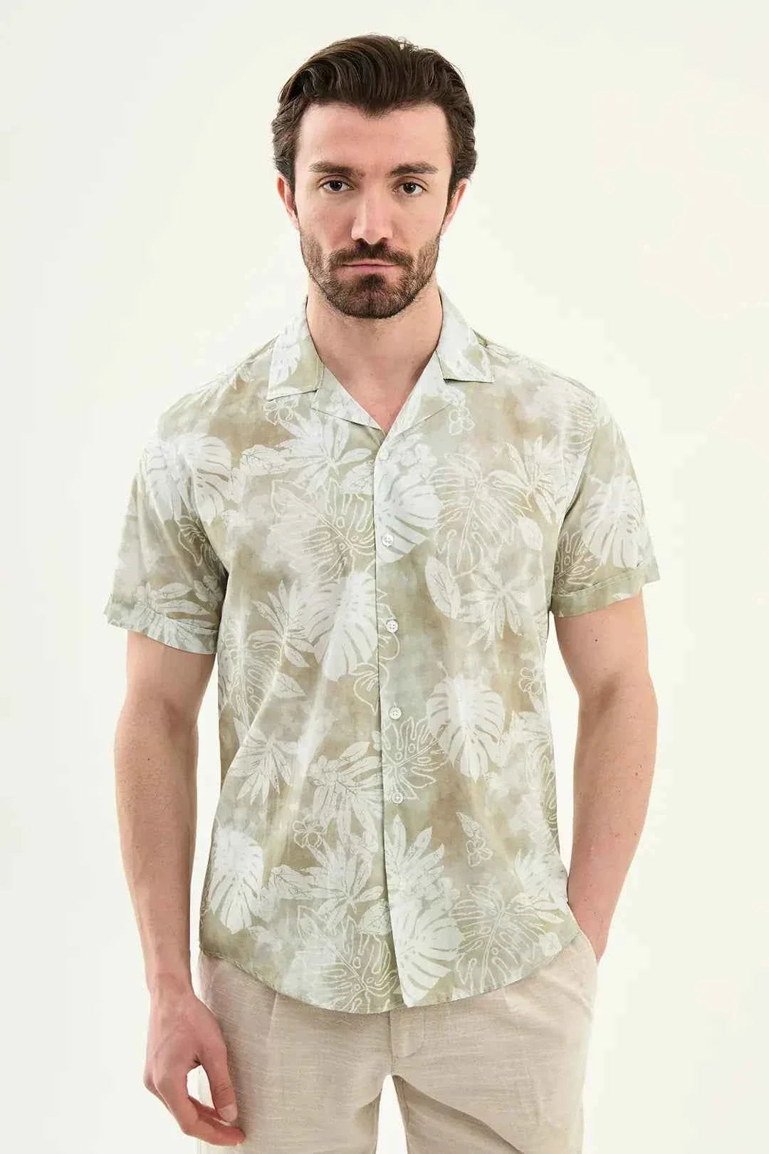 Laredo Green Tropical Floral Print Short Sleeve Shirt