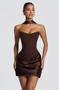 Vestido Mini Satinado con Corset y Espalda de Encaje Elegante